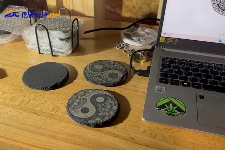 حکاکی روی سنگ لوح با لیزر